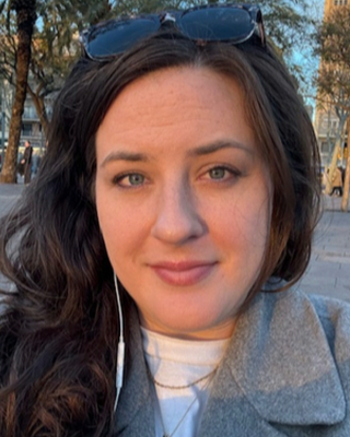 Photo of Victoria Largin, Clinical Social Work/Therapist