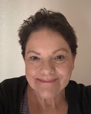 Photo of Dawn L Capewell, Clinical Social Work/Therapist, LCSW, MSW