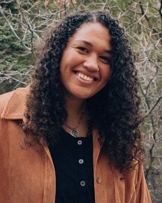 Photo of Jenna Rakuita, Pre-Licensed Professional, MFT-I