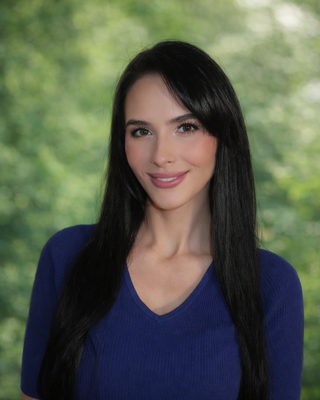 Photo of Lauren Violette, Psychiatric Nurse Practitioner, DNP, PMHNP