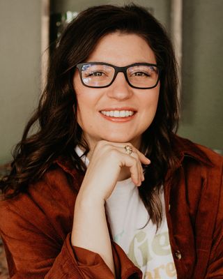 Photo of Bobbie Shae Melton - Circle M Counseling | Eating Disorder + OCD Help, Licensed Professional Counselor, MS, LPC