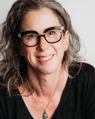 Photo of Susan Lynn Goldberg, Registered Psychotherapist, MACP, RP