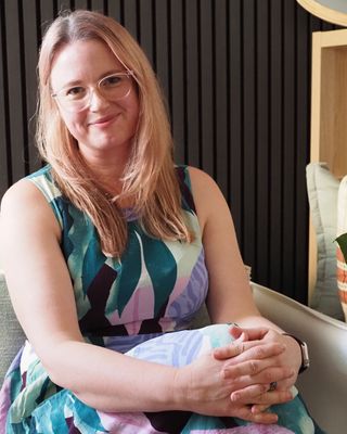 Photo of Holly Smallbone, Psychologist, PsyBA Endorsed