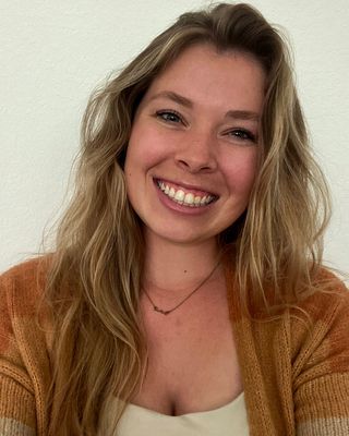 Photo of Isabel Fink, Marriage & Family Therapist Associate, LMFT