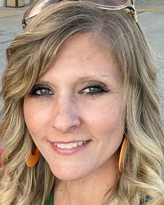 Photo of Lacey Davis, Licensed Professional Counselor, LPC