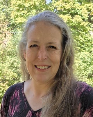 Photo of Christine Bond, Clinical Social Work/Therapist, LICSW