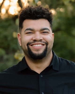 Photo of Jamil Elisofon, Clinical Social Work/Therapist, LMSW, DBT