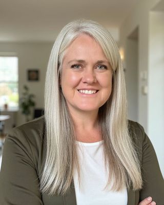 Photo of Cathy-Jo Shortt, Registered Psychotherapist (Qualifying), MA, CCC