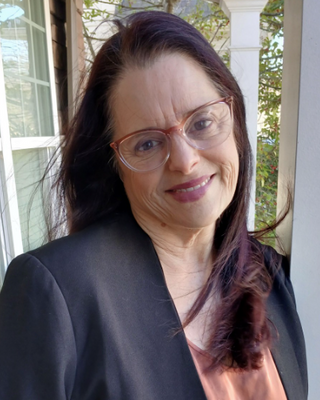 Photo of Elizabeth Genge, Clinical Social Work/Therapist, MA, CSW