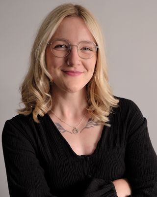 Photo of Dr Lauren Lovegood, Psychologist, DCounsPsych, HCPC - Couns. Psych.