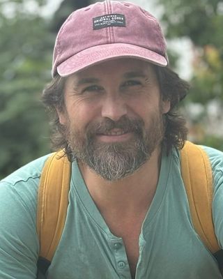 Photo of Arran Knight, Counsellor, MBACP Accred