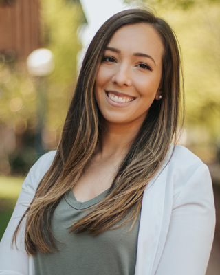 Photo of Jenna Santucci, Clinical Social Work/Therapist