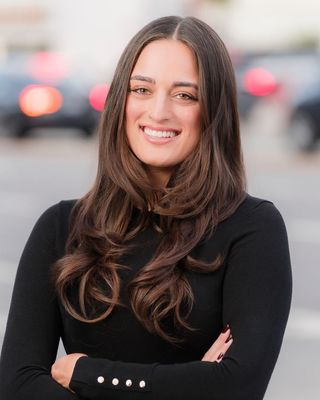 Photo of Sophia Khan, Marriage & Family Therapist Associate, MA, AMFT
