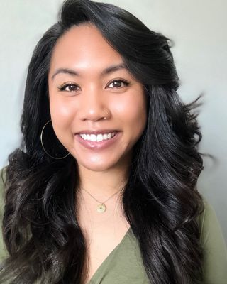 Photo of Maxine Soriano, Marriage & Family Therapist, LMFT