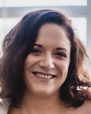 Photo of Nicole Linden, Counsellor, MPCC-P