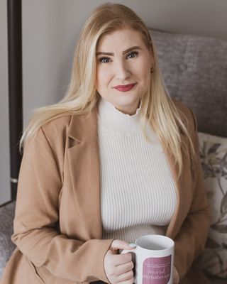Photo of Rachel Tresilian, Registered Psychotherapist, MA, HBA