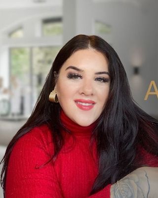 Photo of Ashley Smith, Clinical Social Work/Therapist, MSW, RSW