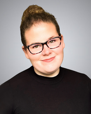 Photo of Jennifer Almeida, Clinical Social Work/Therapist, LADC1, LICSW