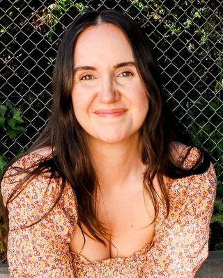 Photo of Taylor Evans, Counsellor in Alberta