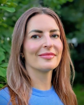 Photo of Olga Neverovitch, Licensed Professional Counselor Associate