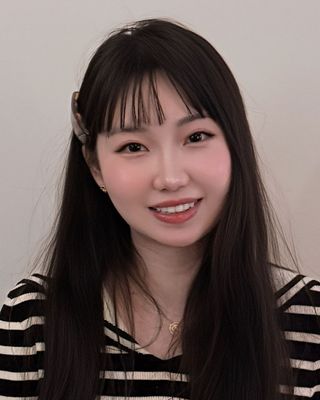 Photo of Haowen Yang, Registered Psychotherapist (Qualifying), MEd