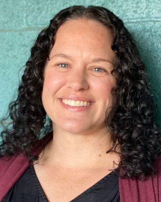 Photo of Erin Colleen Kisicki, Clinical Social Work/Therapist, LMSW