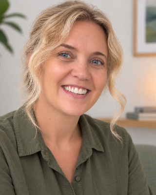 Photo of Beth Davies, Psychotherapist, MBABCP