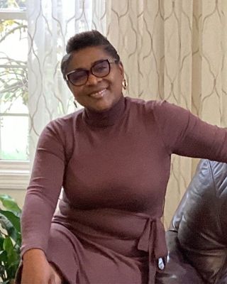 Photo of Dr. Abdonne Mbouadeu, Psychiatric Nurse Practitioner, DNP, PMHNP, PMHS