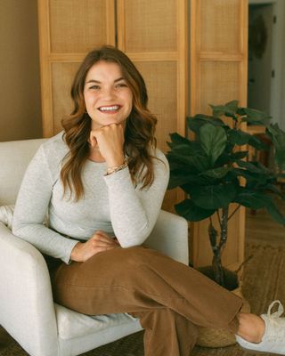 Photo of Samantha Ventocilla, Clinical Social Work/Therapist, LLMSW