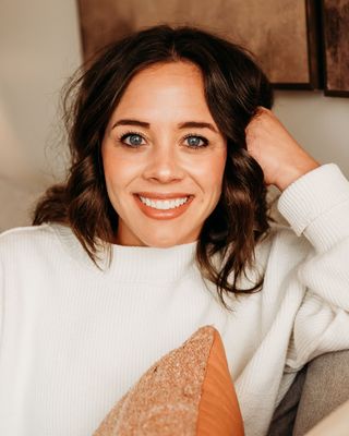 Photo of Kelly Dawson, Clinical Social Work/Therapist, LSCSW, CEDS