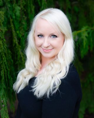 Photo of Elizabeth Mitchell, Counselor, MA, LMHCA