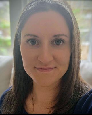 Photo of Julie Cerza, Psychiatric Nurse Practitioner, MSN, APRN, PMHNP