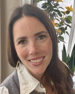 Photo of Danielle McLarty, Counsellor, BA Hons, MA, CCC