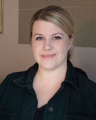 Photo of Gabrielle Pitzler, Clinical Social Work/Therapist, LICSW