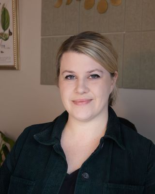 Photo of Gabrielle Pitzler, Clinical Social Work/Therapist, LICSW