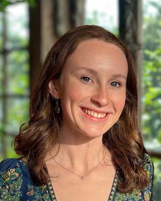 Photo of Kate Kulla, Clinical Social Work/Therapist, MSW, LSW