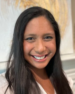 Photo of Regina L Corpuz, Psychologist, PsyD