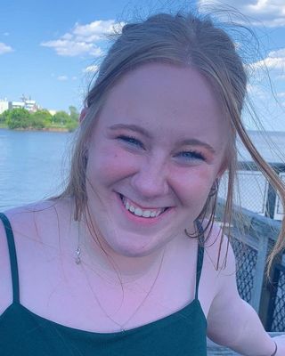 Photo of Alexandra R Friedman, Pre-Licensed Professional, MSW