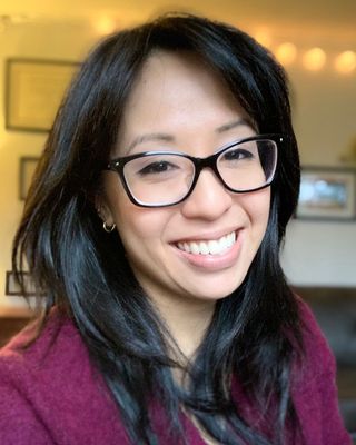 Photo of Lantie Tom, Art Therapist, MA, LCAT