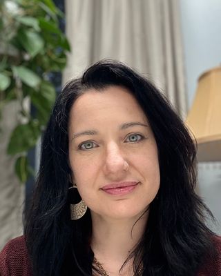 Photo of Rachael Klein, Art Therapist, MA, LCAT