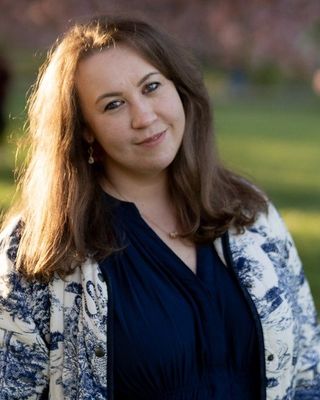 Photo of Lana Hodge, Psychotherapist, MBACP