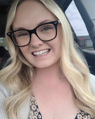 Photo of McKenzie Nicole Hartley, Clinical Social Work/Therapist, MSW, SWAICL