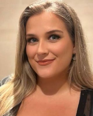Photo of Shauna Lauren Hennessy, Counsellor, MA, APCP