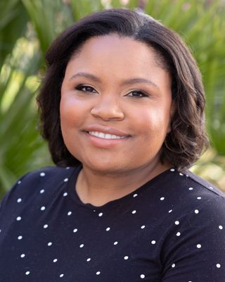 Photo of Danielle Navaroli, Marriage & Family Therapist Associate in San Clemente, CA