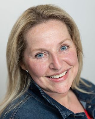 Photo of Erin McCarthy McMonagle, Pre-Licensed Professional in Glenside, PA