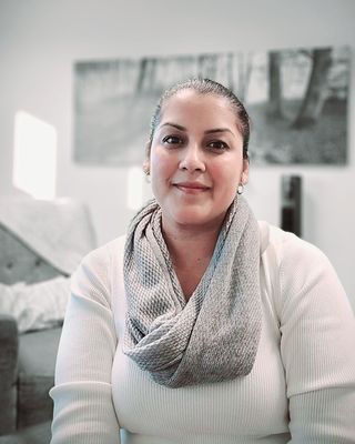 Photo of Ivannia Mena, Psychologist in Coorparoo, QLD