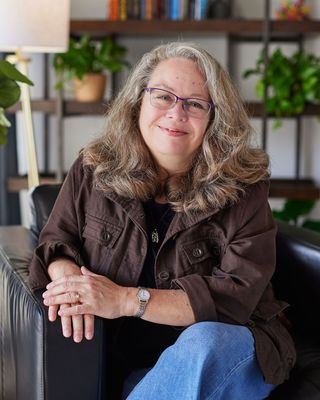 Photo of Deanna Davis, Marriage & Family Therapist, LPC, LMFT, SEP, ACS, AAMFT-S