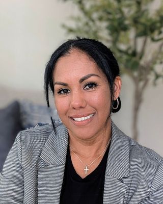 Photo of Claudia Luna, Clinical Social Work/Therapist, MSW, LCSW