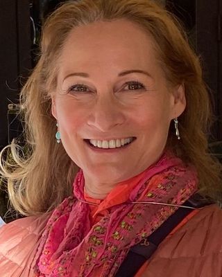 Photo of Lesli Dahl, Psychologist in Mountain View, CA