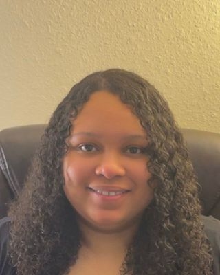 Photo of Trina Webb, Pre-Licensed Professional